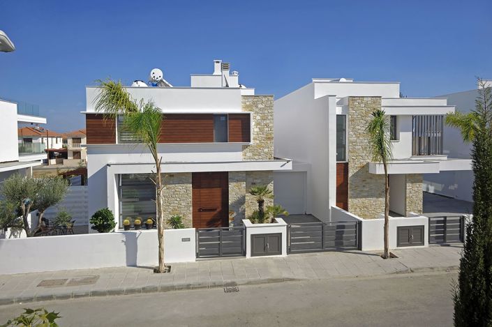 Image No.4-5 Bed House for sale