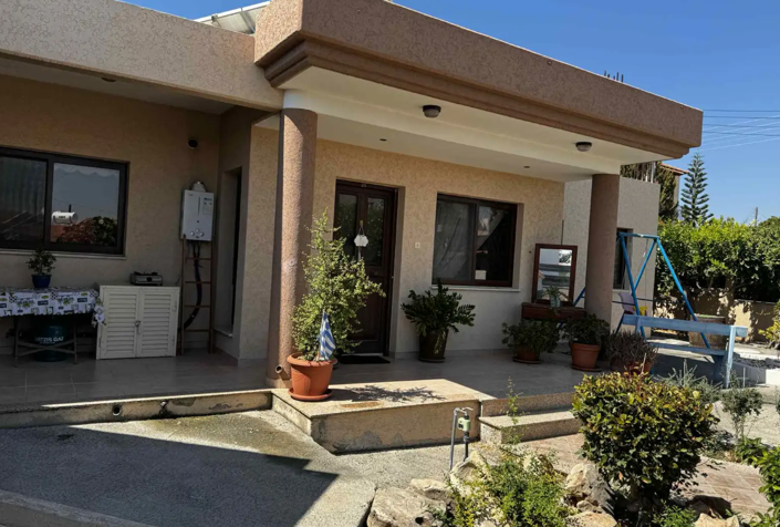 Image No.1-5 Bed House for sale