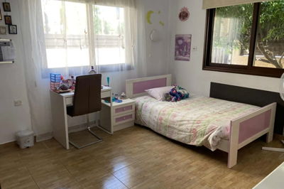 16c1c90c-2b3b-4339-9f60-da3cb7ff3010