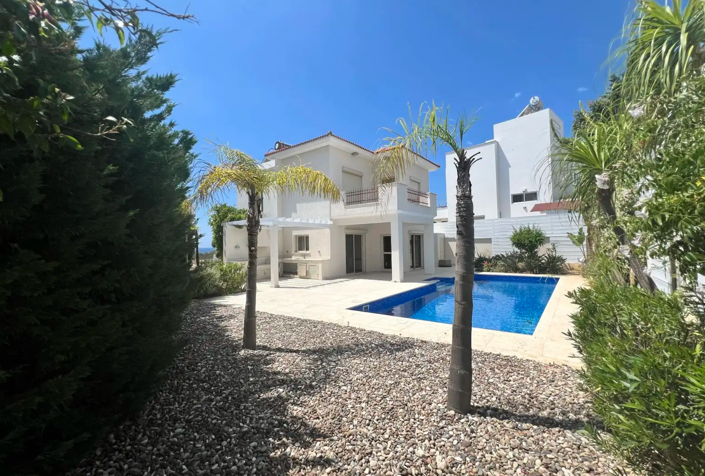 Image No.1-3 Bed House for sale