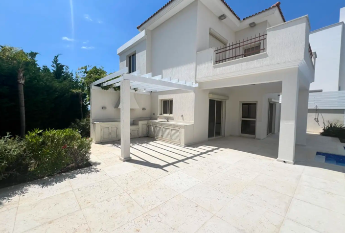 Image No.2-3 Bed House for sale