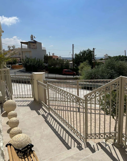 Image No.6-3 Bed House for sale