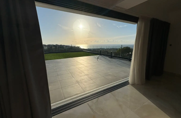 Image No.14-3 Bed Penthouse for sale