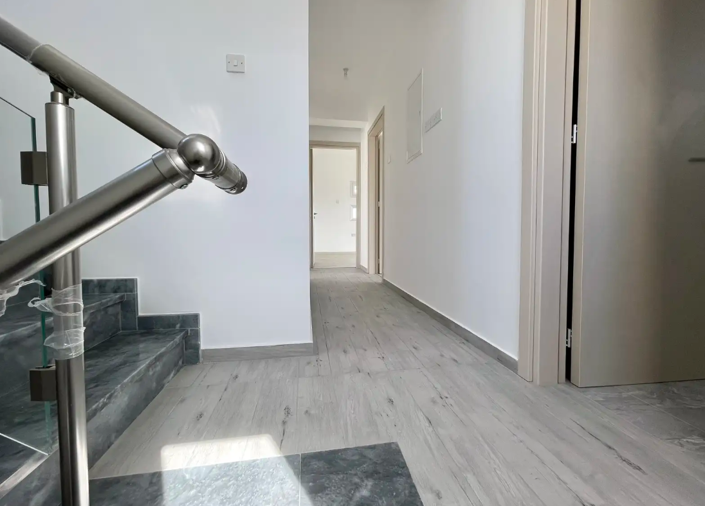 Image No.9-3 Bed Villa for sale