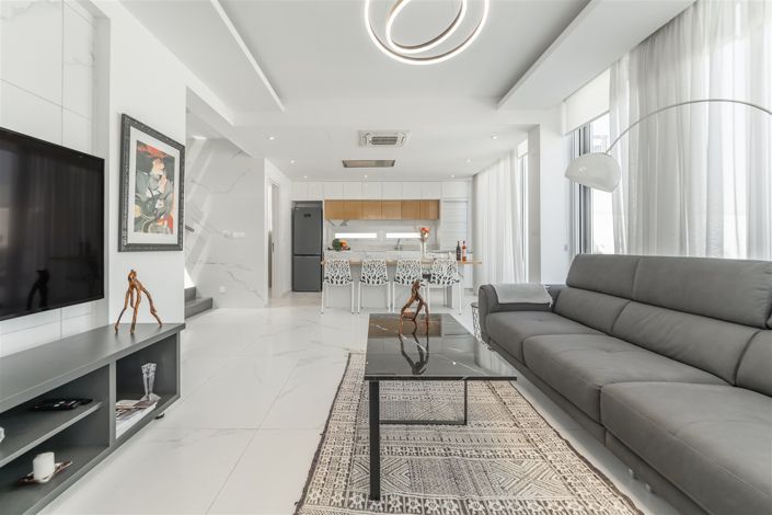 Image No.30-5 Bed Villa for sale