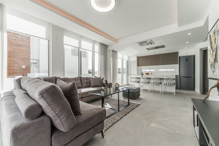 Image No.4-5 Bed Villa for sale