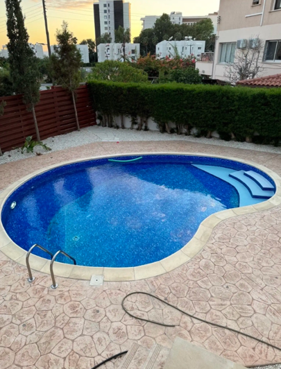 Image No.2-Maison de 6 chambres à vendre à Limassol