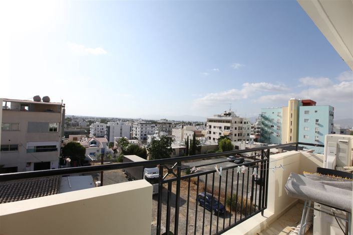 Image No.3-Appartement de 2 chambres à vendre à Strovolos