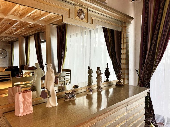 Image No.3-4 Bed House for sale