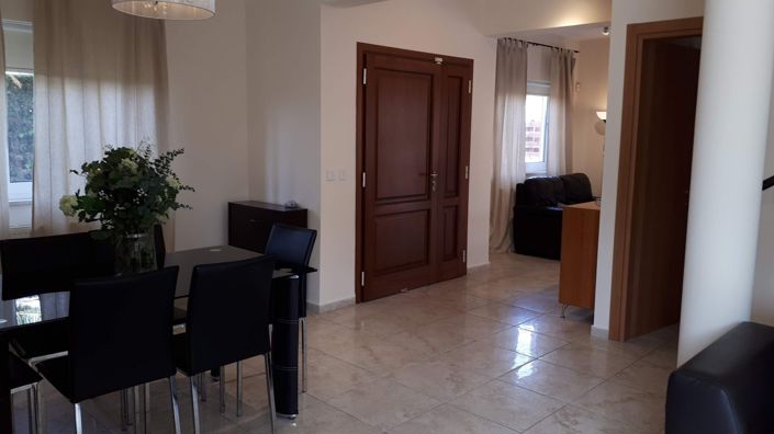 Image No.1-3 Bed House for sale
