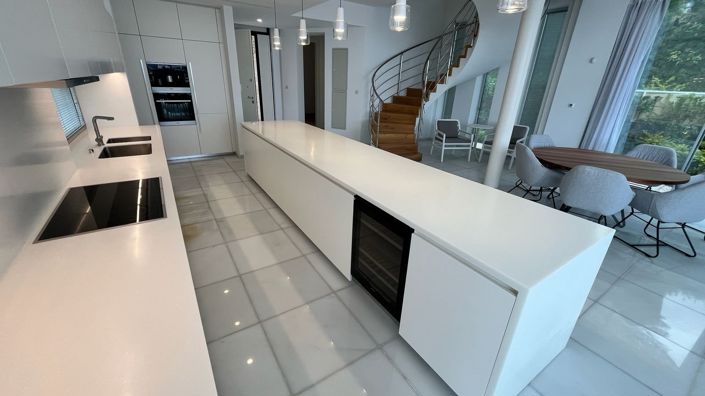 Image No.12-5 Bed Villa for sale