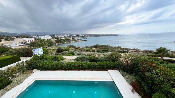 Image No.2-5 Bed Villa for sale