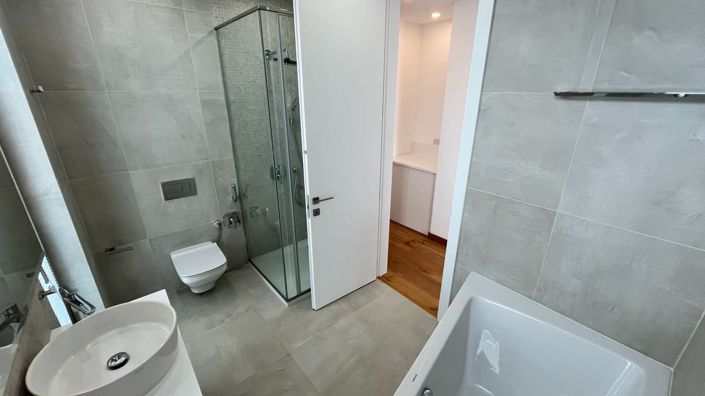 Image No.6-5 Bed Villa for sale