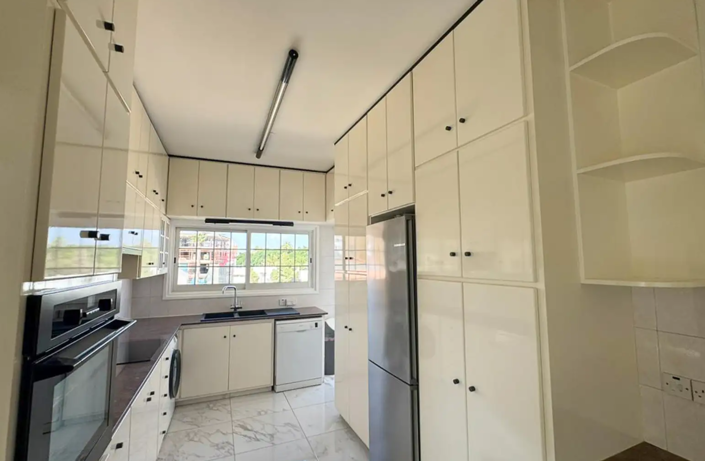 Image No.14-3 Bed Apartment for sale