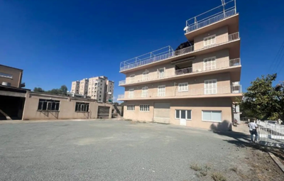 Commercial à vendre à Nicosie