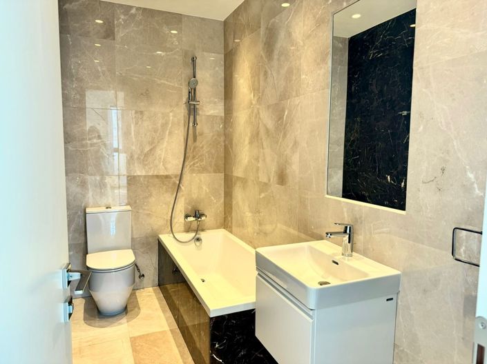 Image No.7-3 Bed Apartment for sale