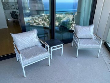 b4feafb9-3965-401b-a015-e0c5cd678642