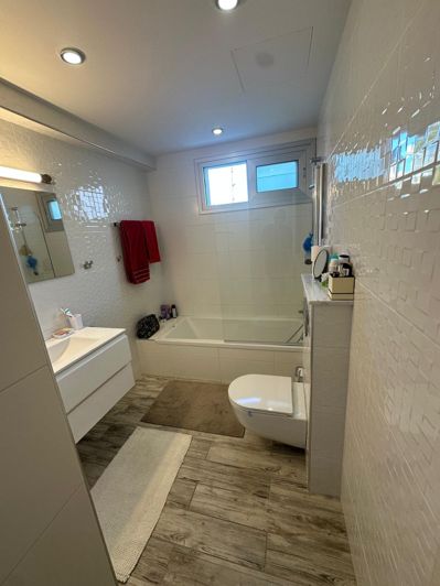 Image No.25-2 Bed Apartment for sale