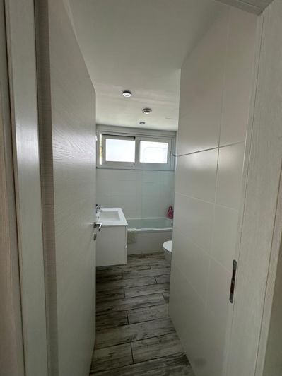 Image No.9-1 Bed Apartment for sale