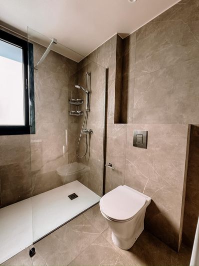 Image No.12-Appartement de 2 chambres à vendre à Germasogeia