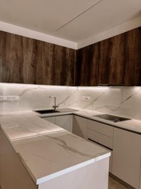 1dda6f85-aa7f-4017-93e4-b2f5b8168c3a