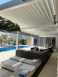 f9ca9bcc-8b4d-48ae-b464-1839899c1d1b