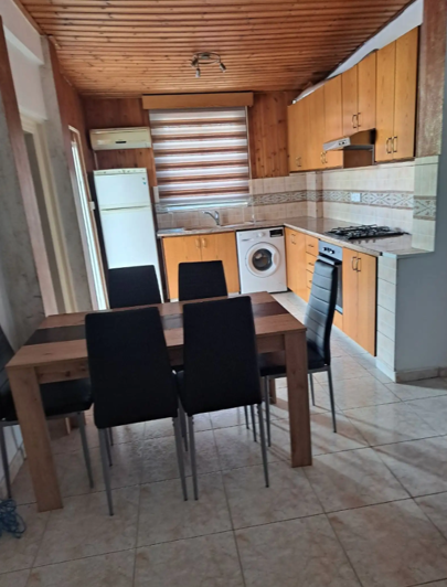 Image No.11-2 Bed House for sale