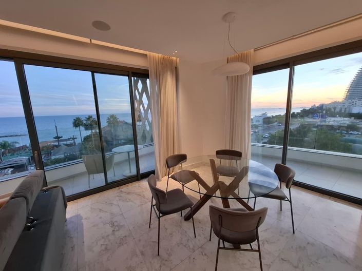 Image No.12-3 Bed Apartment for sale