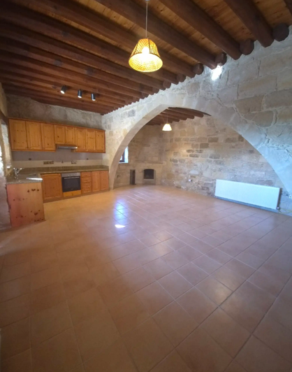 Image No.9-3 Bed House for sale