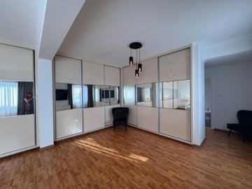 76dda03d-f7ba-4980-b1ff-e935c3409b81