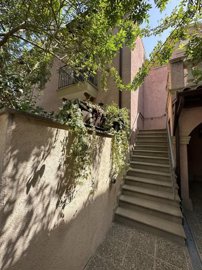 eb7478d5-f12c-421e-8a3b-2128686bfdb1