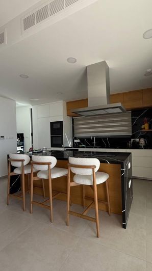 Image No.10-3 Bed Villa for sale