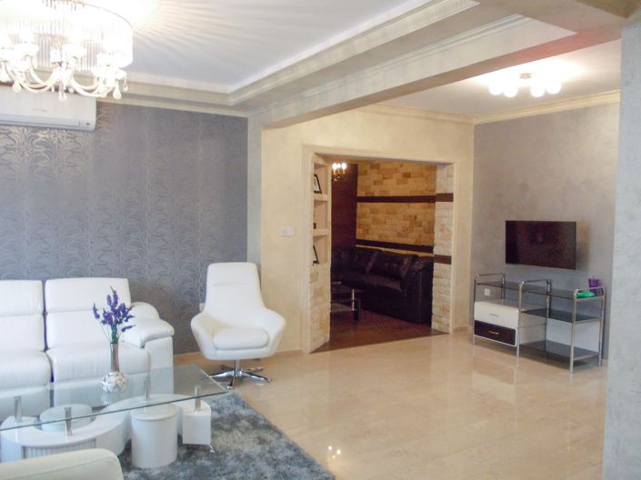 Image No.7-3 Bed House for sale