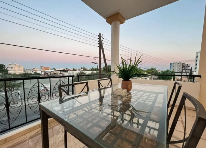 Image No.13-3 Bed Apartment for sale