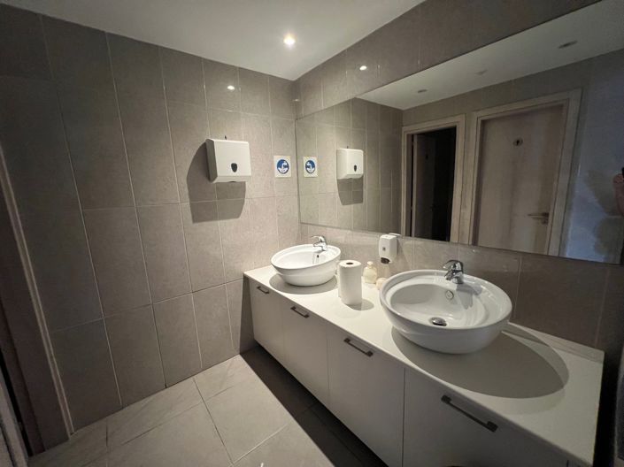 Image No.12-Commercial à vendre à Neapolis