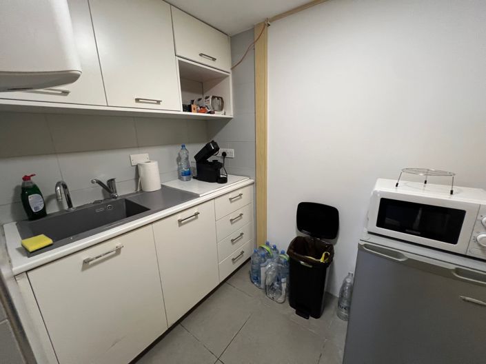 Image No.13-Commercial à vendre à Neapolis