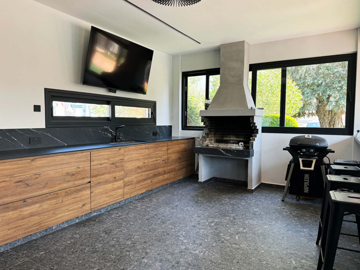 d82ae51a-cdb8-4fa1-ad55-2e33cbbe5f94