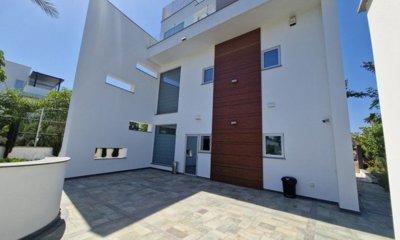 3eae0c0e-29a9-4da3-83d6-1ba4916ae75a