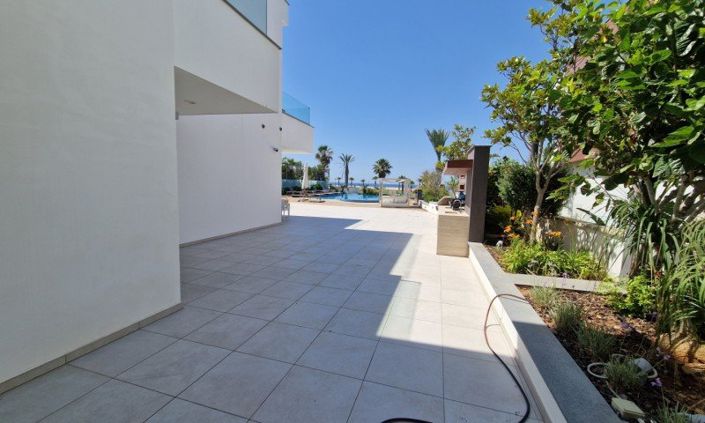 Image No.12-6 Bed House for sale