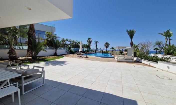 Image No.13-6 Bed House for sale