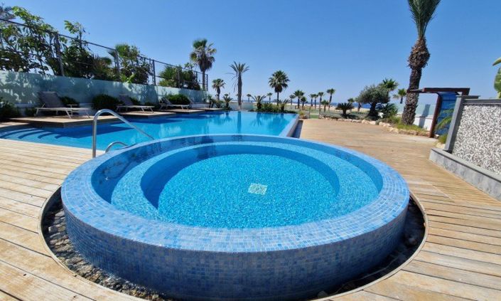 Image No.16-6 Bed House for sale