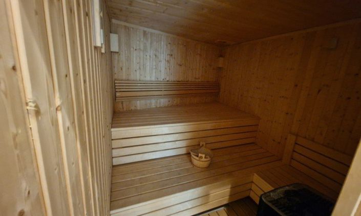 Image No.26-6 Bed House for sale