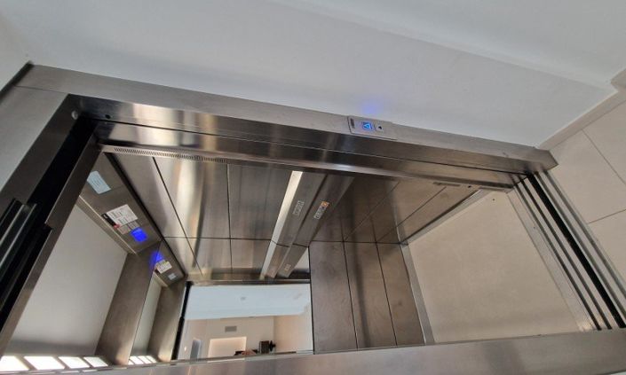 Image No.27-6 Bed House for sale