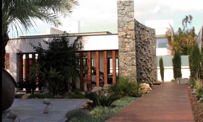 Image No.5-6 Bed House for sale