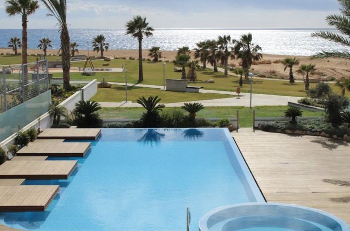 Image No.9-6 Bed House for sale