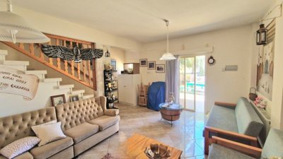 01d3578f-d92d-4308-8160-85c49b0ac99c