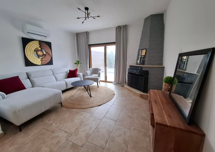 Image No.9-4 Bed House for sale