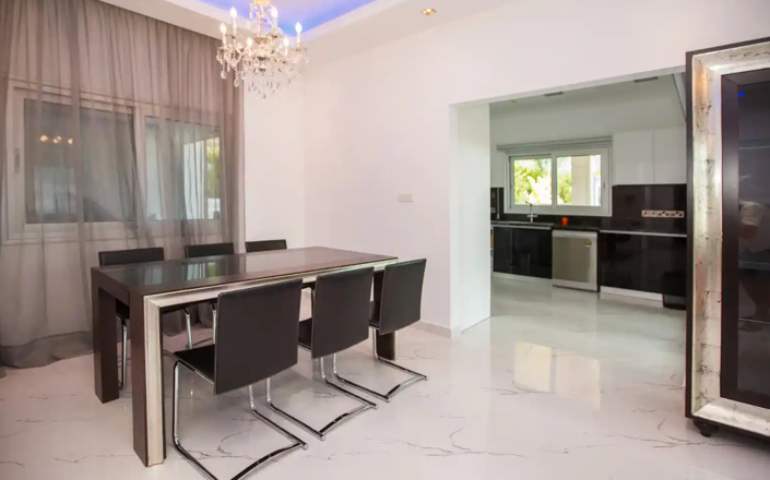 Image No.14-Villa de 4 chambres à vendre à Limassol