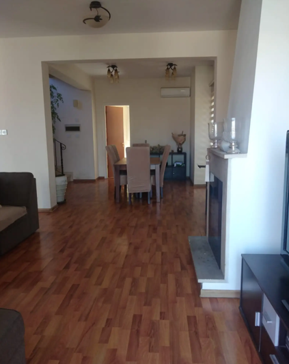 Image No.11-3 Bed House for sale