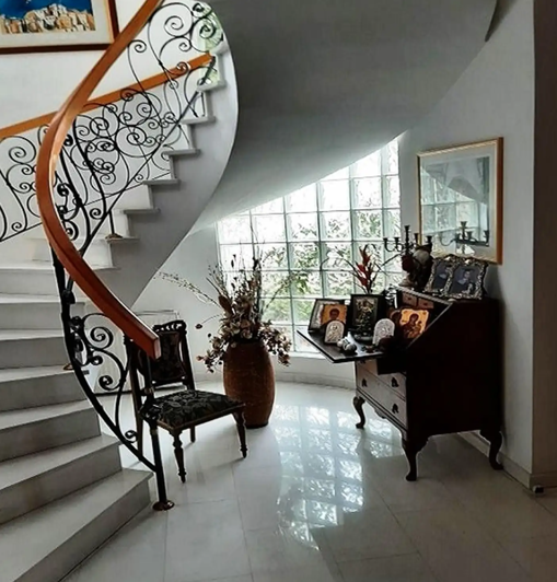 Image No.12-4 Bed House for sale